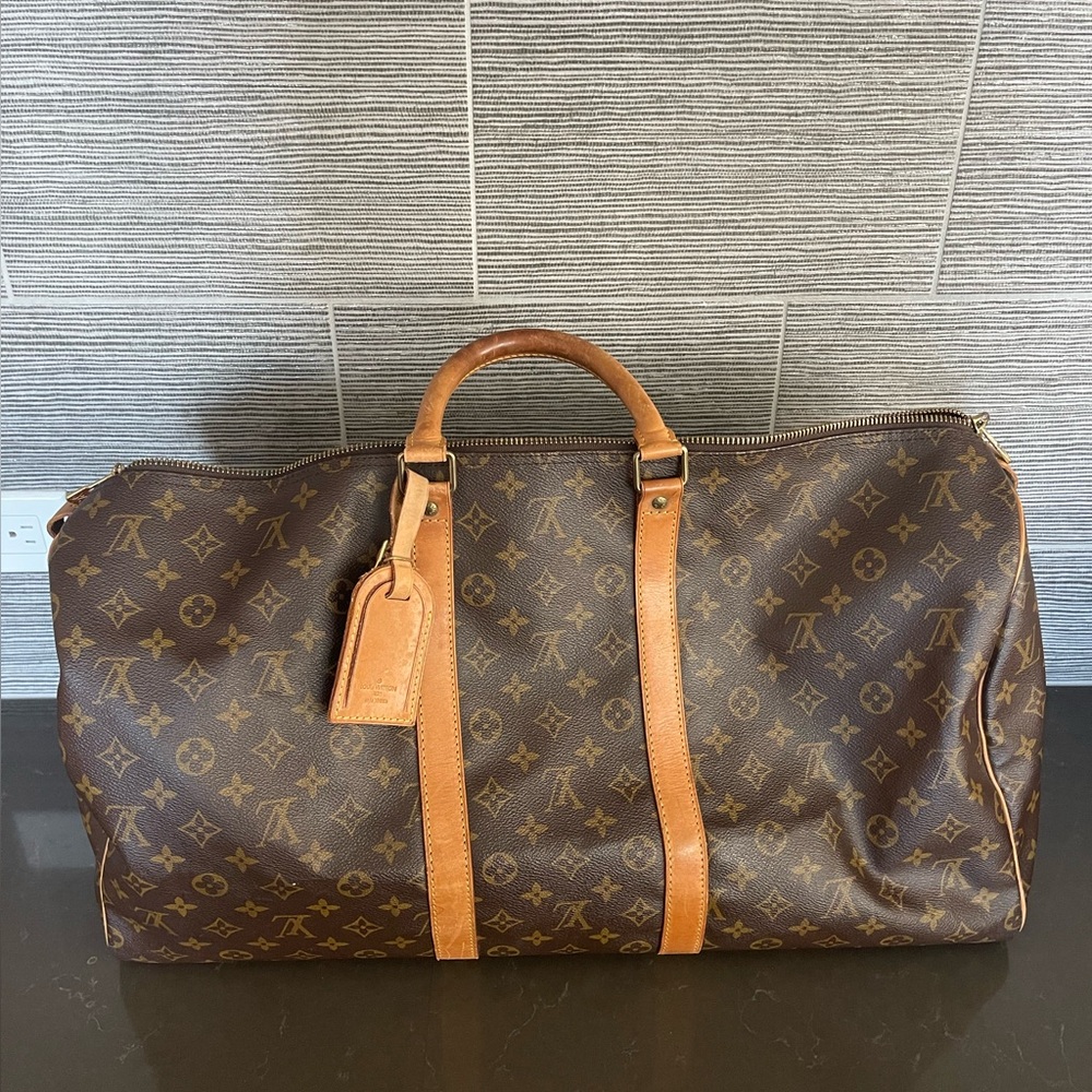 LOUIS VUITTON
Monogram Keepall 55
